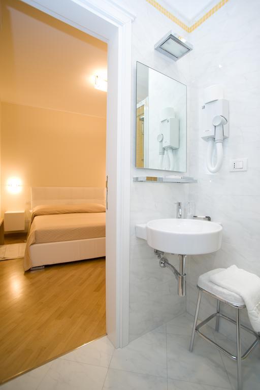 La Locanda Di Gino Sulmona Habitación foto